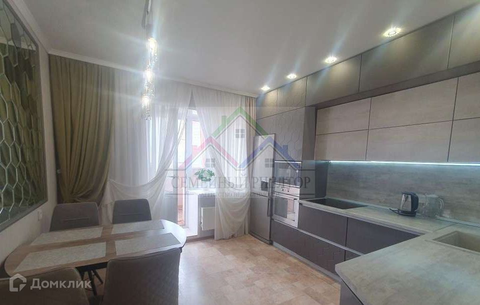 Продаётся 3-комнатная квартира, 101.1 м²