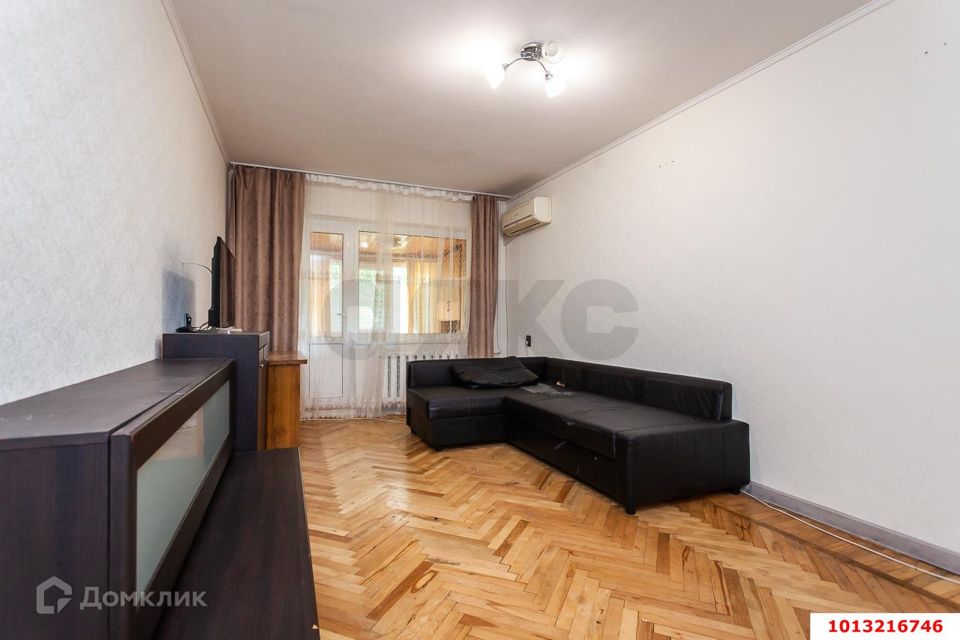 Продаётся 3-комнатная квартира, 59.6 м²