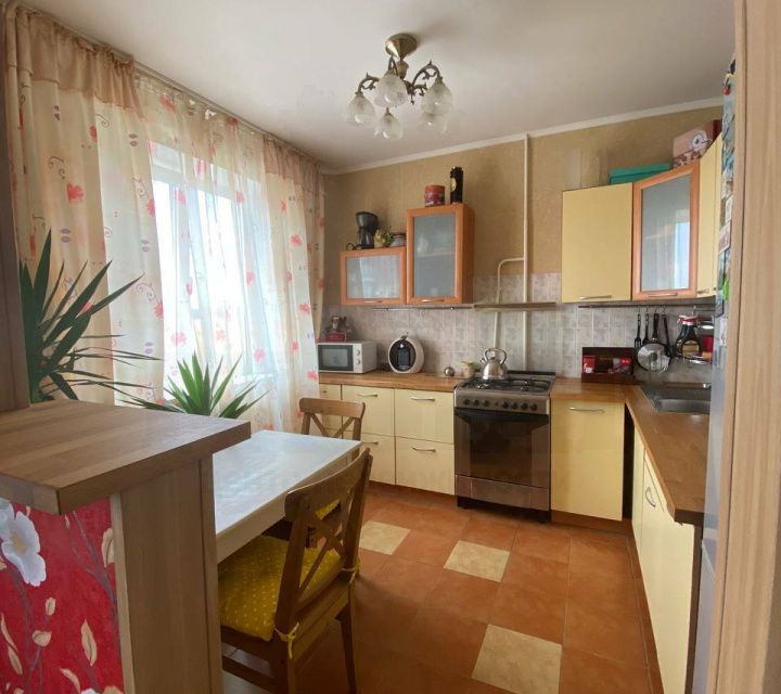 Продаётся 3-комнатная квартира, 66.4 м²