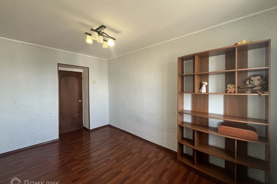 Продаётся 4-комнатная квартира, 92.6 м²