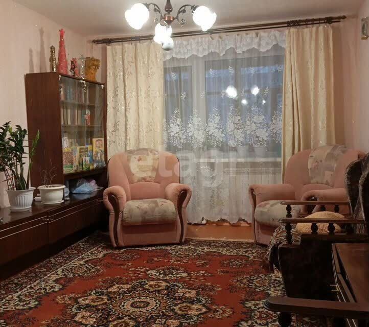 Продаётся 1-комнатная квартира, 35.6 м²