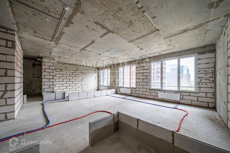 Продаётся 2-комнатная квартира, 70.8 м²