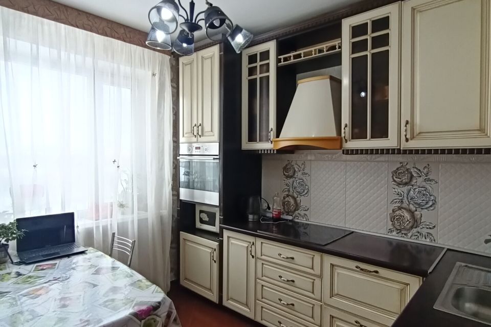 Продаётся 2-комнатная квартира, 63.8 м²