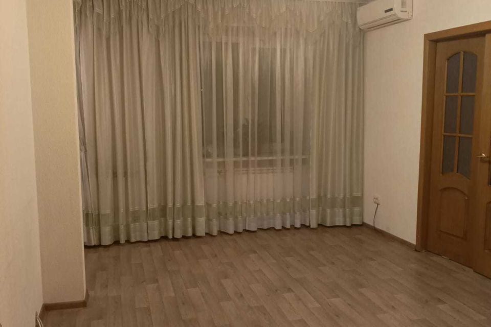 Продаётся 3-комнатная квартира, 58.9 м²