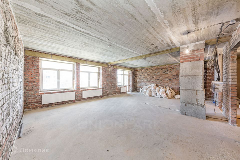 Продаётся 2-комнатная квартира, 85 м²