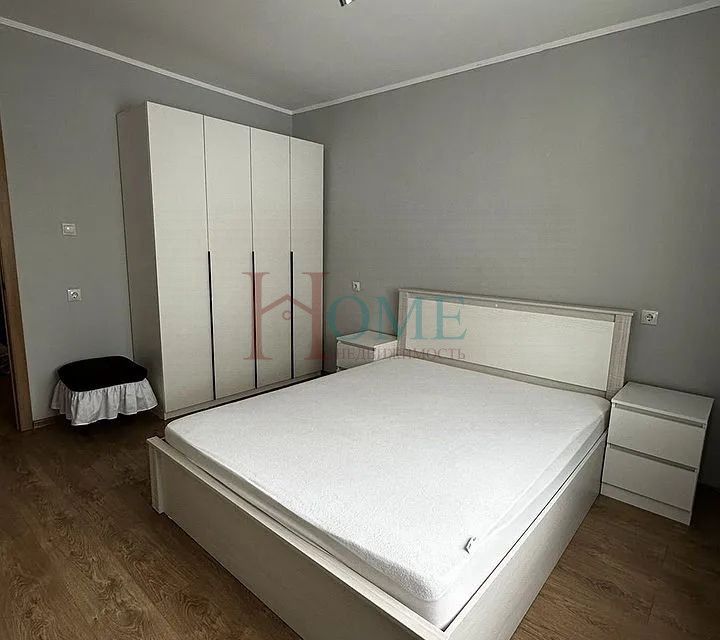 Сдаётся 2-комнатная квартира, 67.3 м²