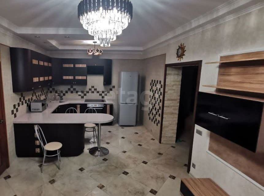 Продаётся 3-комнатная квартира, 95.7 м²