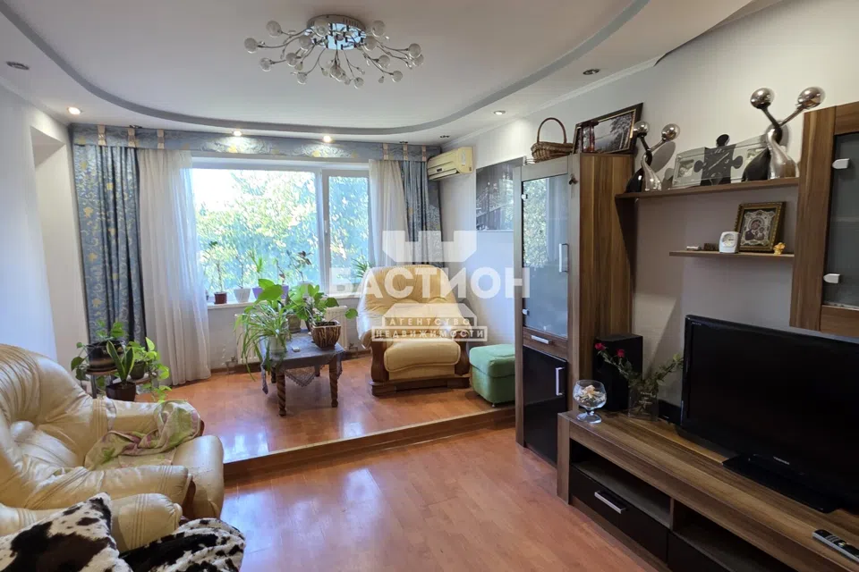 Продаётся 3-комнатная квартира, 74.8 м²