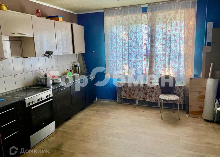 Продаётся 5-комнатная квартира, 100 м²