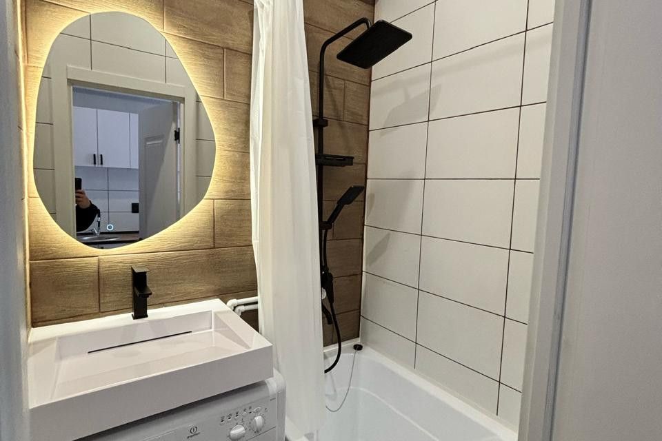 Продаётся комната в 3-комн. квартире, 28 м²