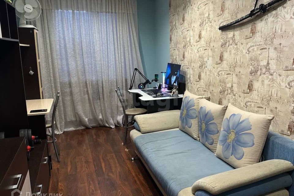 Продаётся 3-комнатная квартира, 58.1 м²