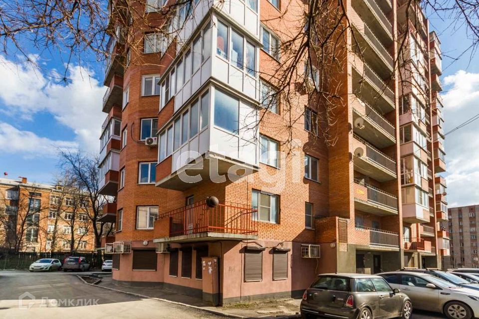Продаётся 1-комнатная квартира, 49.9 м²