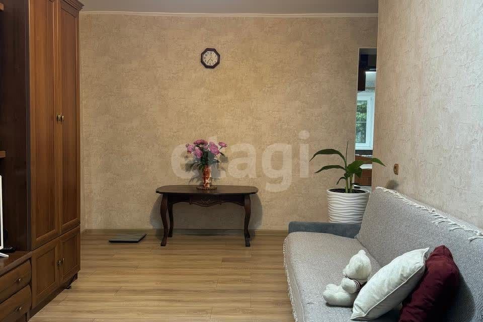 Продаётся 3-комнатная квартира, 56 м²