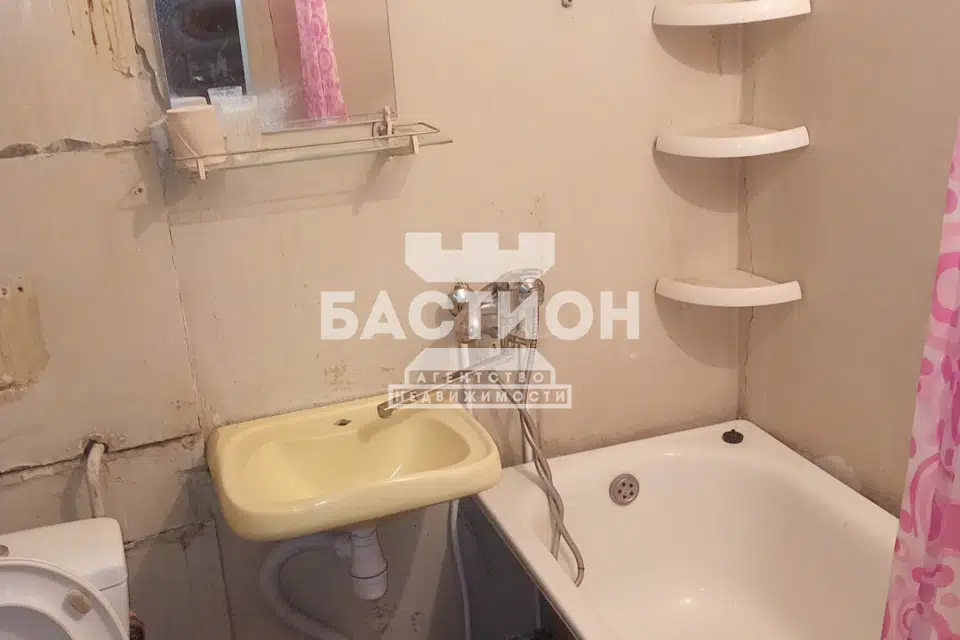 Продаётся 1-комнатная квартира, 32 м²