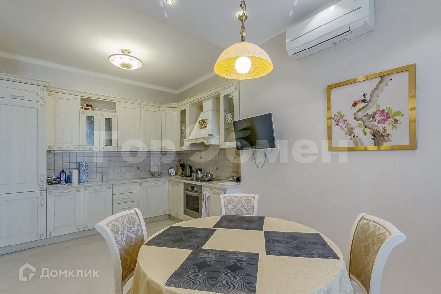 Продаётся 2-комнатная квартира, 112 м²