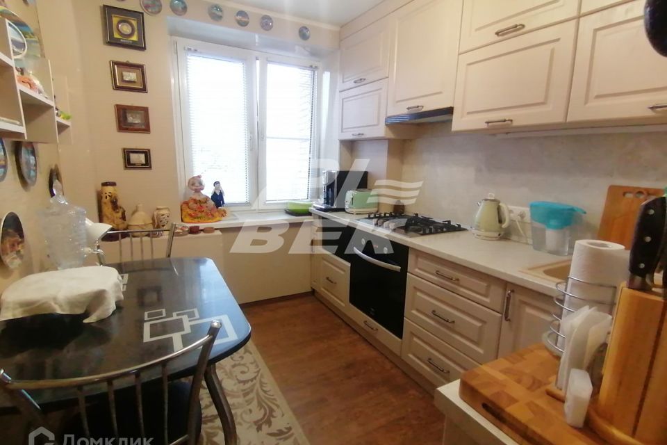 Продаётся 3-комнатная квартира, 70 м²