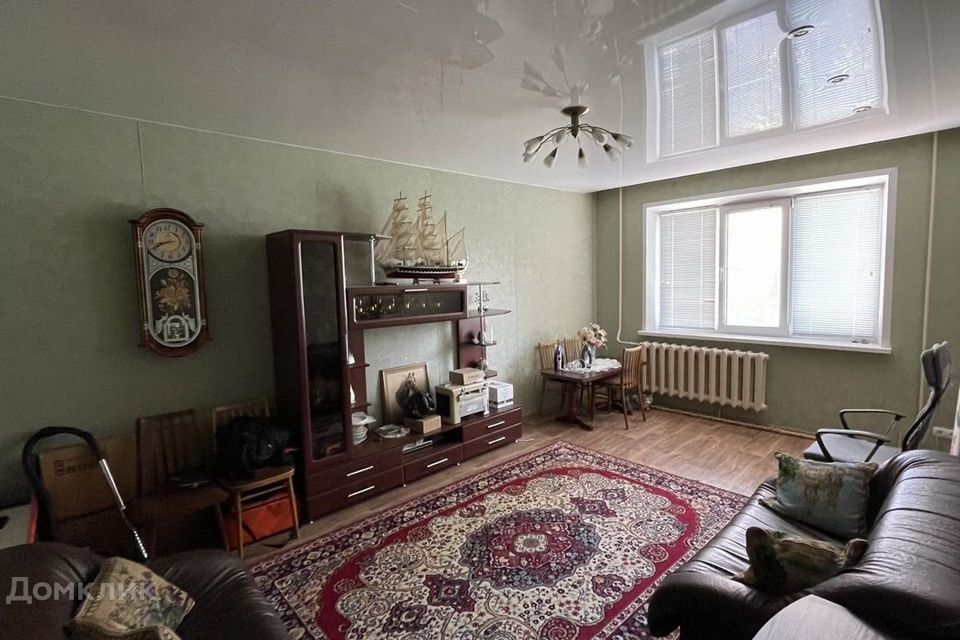 Продаётся 3-комнатная квартира, 69.8 м²