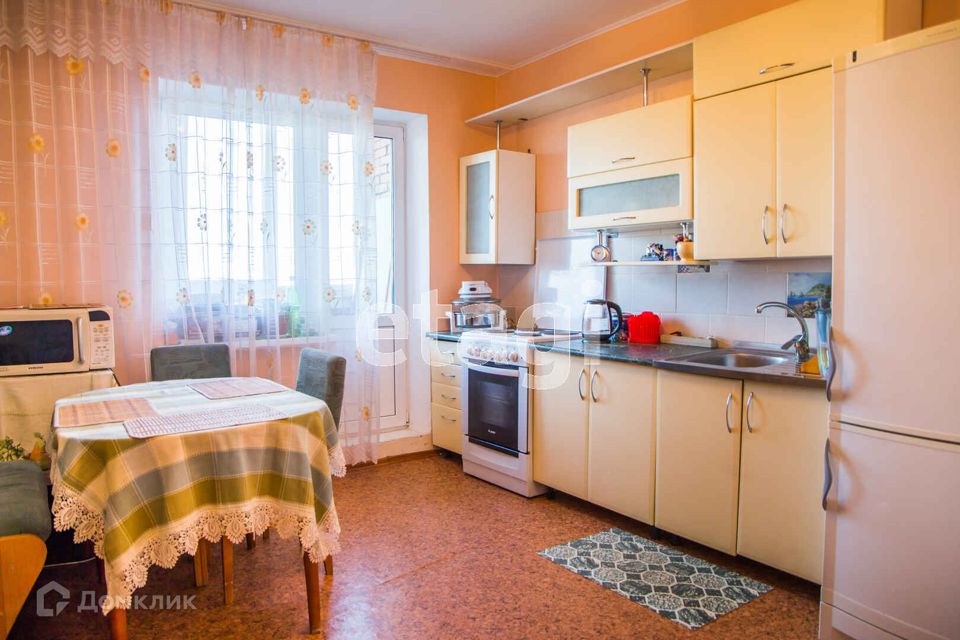 Продаётся 3-комнатная квартира, 82.5 м²