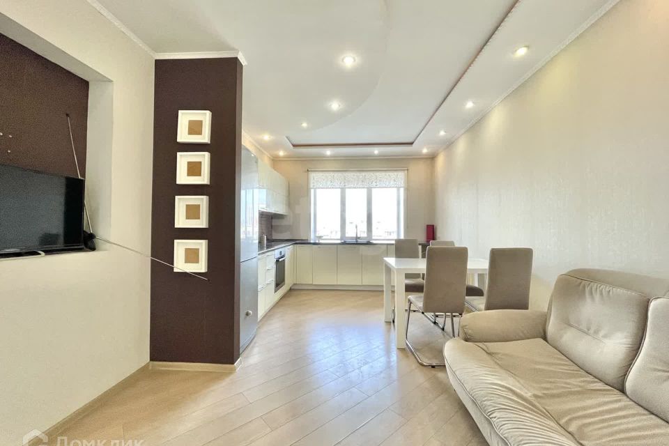 Продаётся 2-комнатная квартира, 58.4 м²