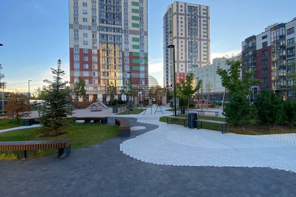 Продаётся 2-комнатная квартира, 70.3 м²