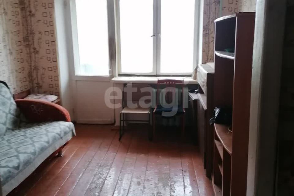 Продаётся комната в 1-комн. квартире, 11.9 м²