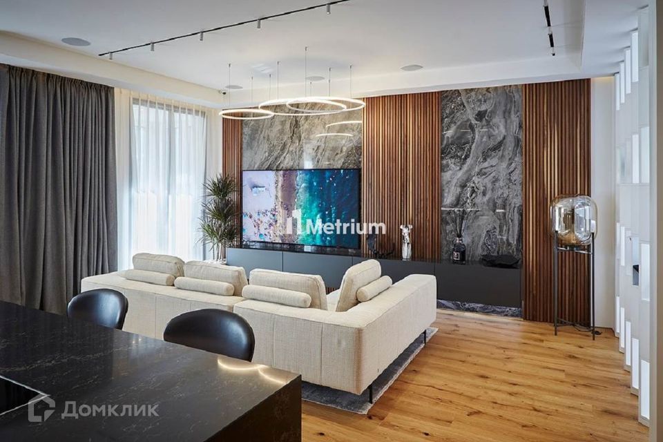 Продаётся 3-комнатная квартира, 97 м²