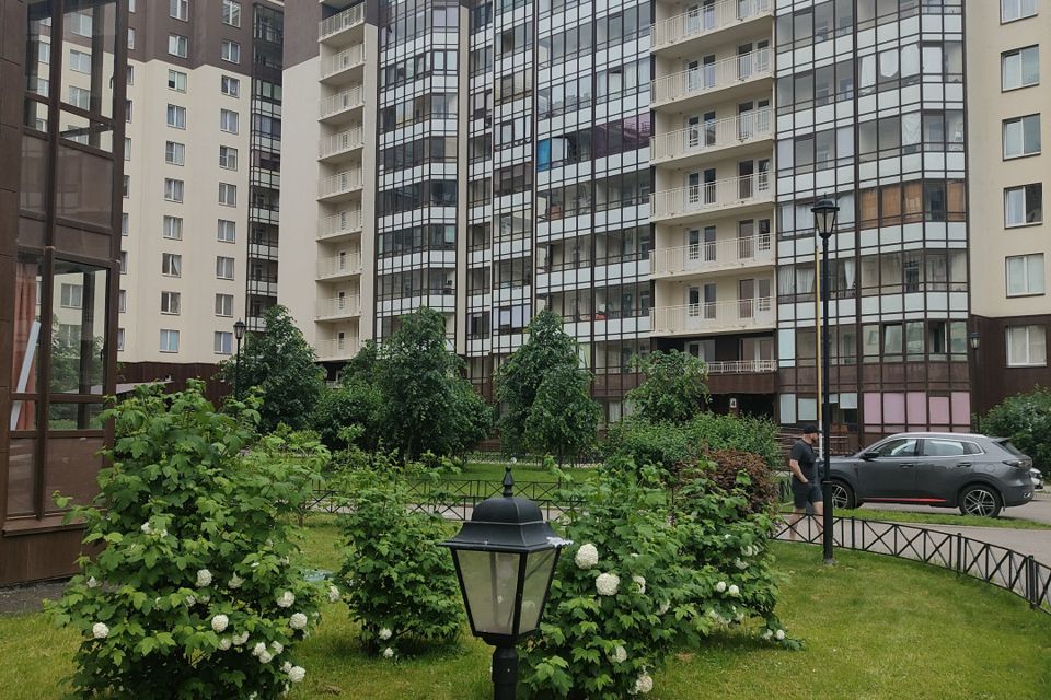 Продаётся 2-комнатная квартира, 63.7 м²
