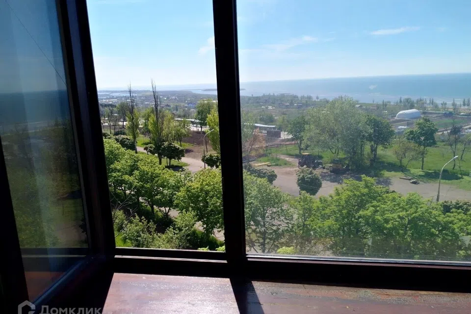 Продаётся 4-комнатная квартира, 109 м²