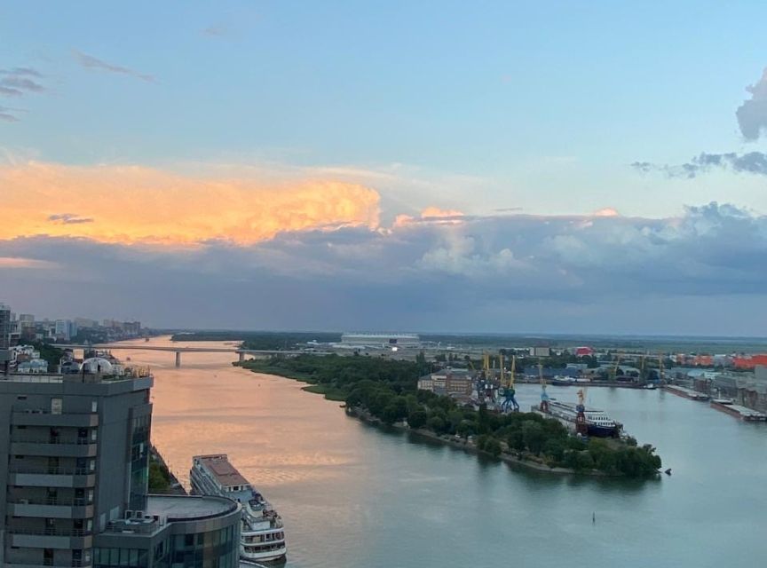 Продаётся 1-комнатная квартира, 35.6 м²