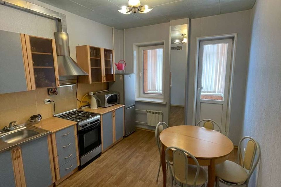 Сдаётся 1-комнатная квартира, 40 м²