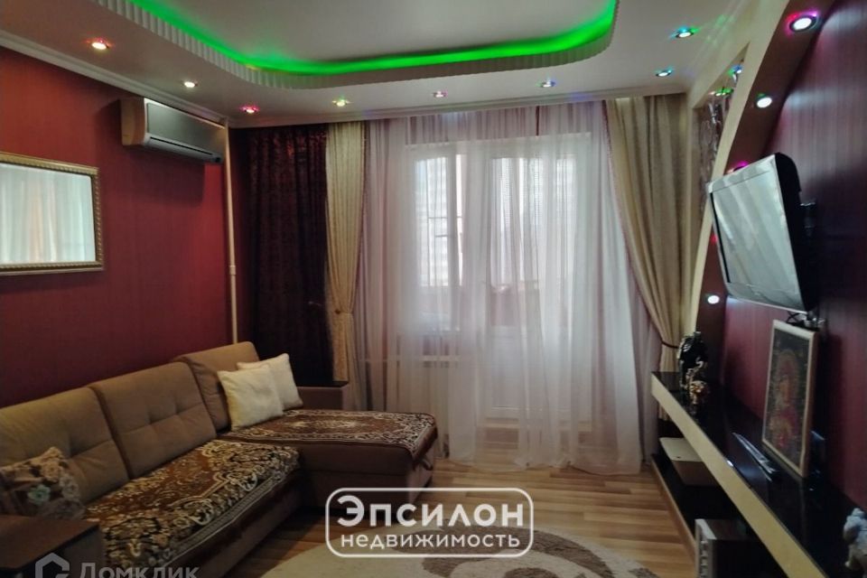 Продаётся 2-комнатная квартира, 61.24 м²