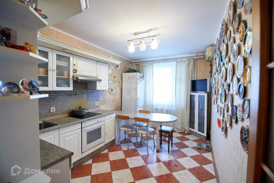 Продаётся 3-комнатная квартира, 83.5 м²