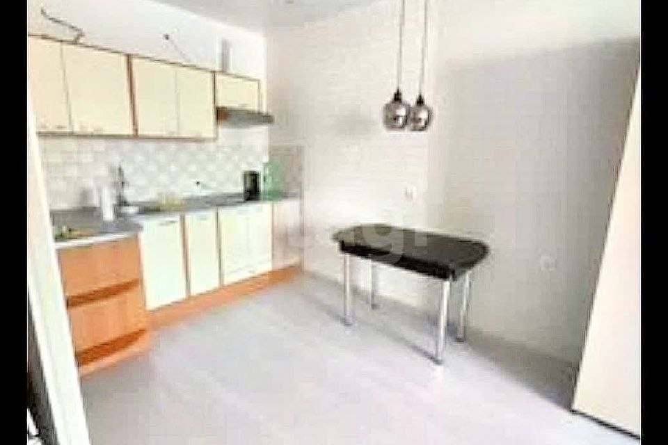 Продаётся 1-комнатная квартира, 41.2 м²