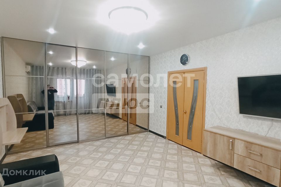 Продаётся 2-комнатная квартира, 63 м²