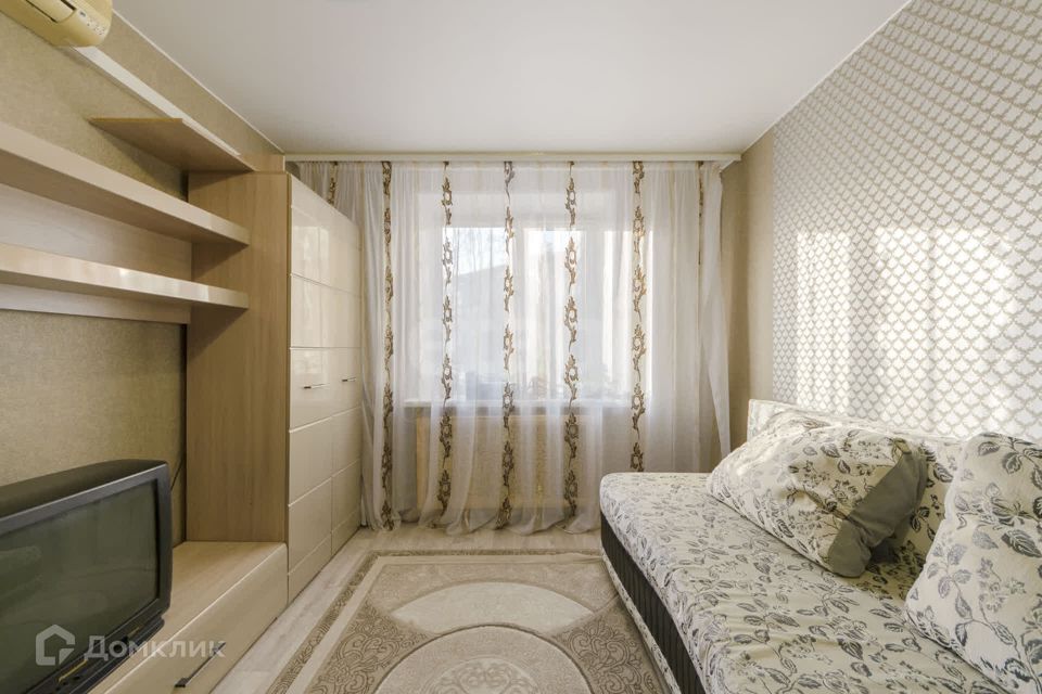 Продаётся 3-комнатная квартира, 65.6 м²