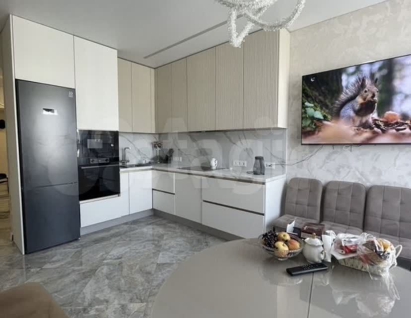 Сдаётся 2-комнатная квартира, 72 м²