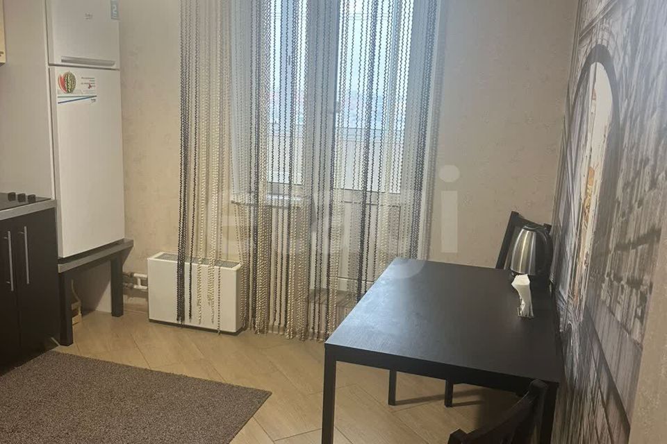 Продаётся 1-комнатная квартира, 42.6 м²