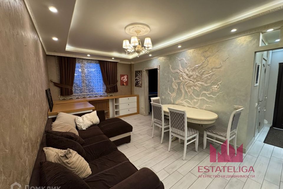Сдаётся 2-комнатная квартира, 62.8 м²