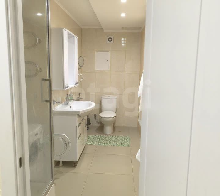 Продаётся 1-комнатная квартира, 43.2 м²