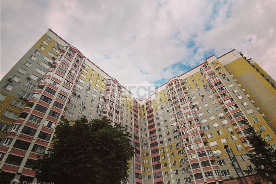 Сдаётся 2-комнатная квартира, 57 м²