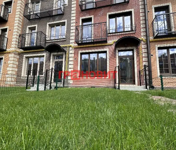 Продаётся 4-комнатная квартира, 75 м²