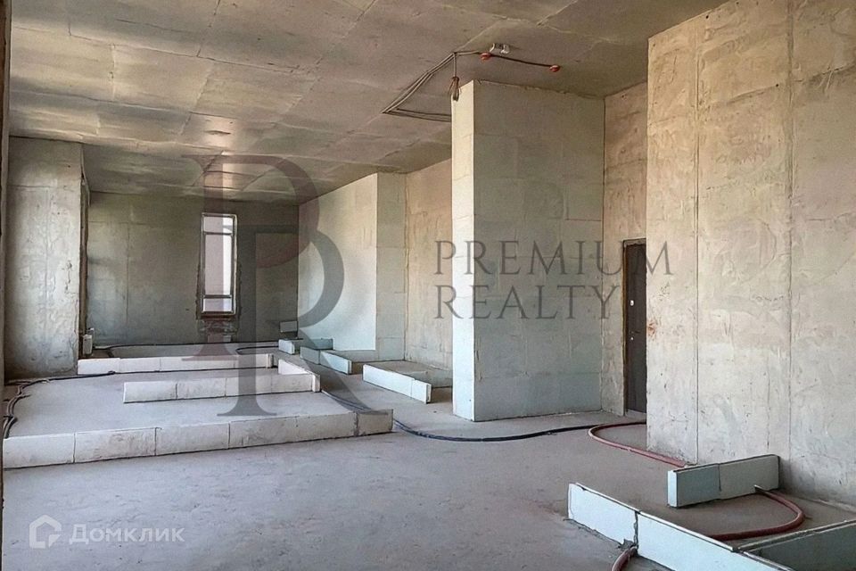 Продаётся 4-комнатная квартира, 124.9 м²