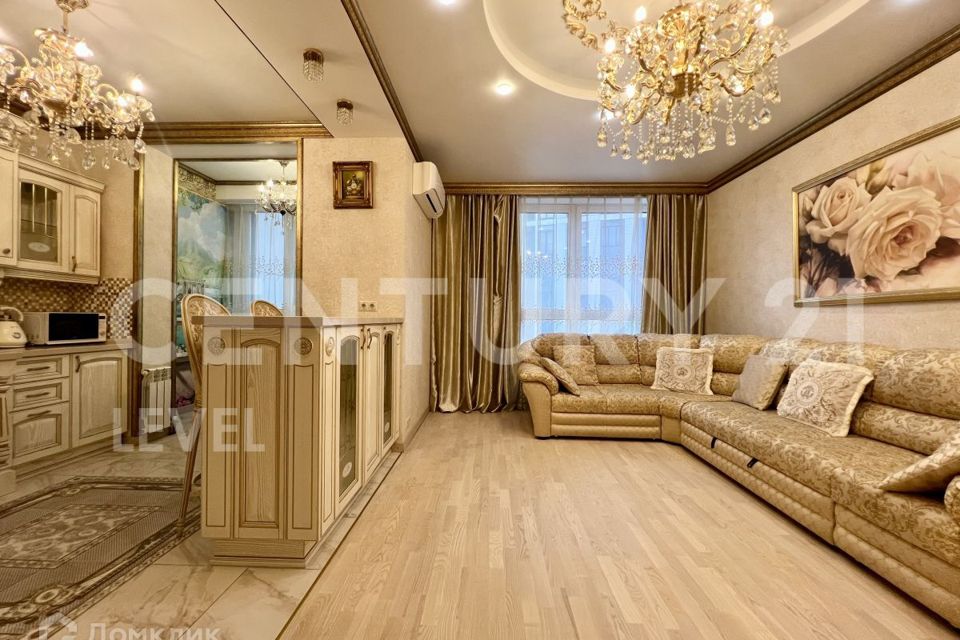 Продаётся 2-комнатная квартира, 81.1 м²