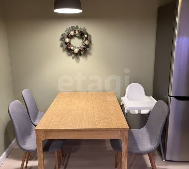 Продаётся 1-комнатная квартира, 39.7 м²