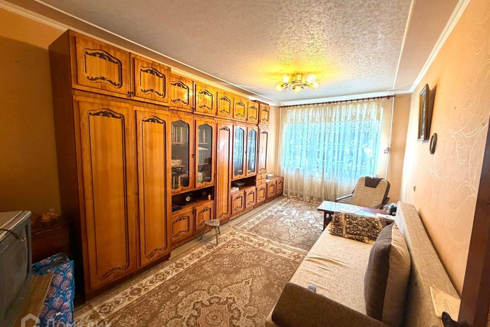 Продаётся 2-комнатная квартира, 53.8 м²