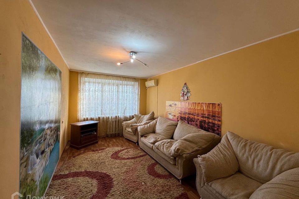 Продаётся 2-комнатная квартира, 40.9 м²