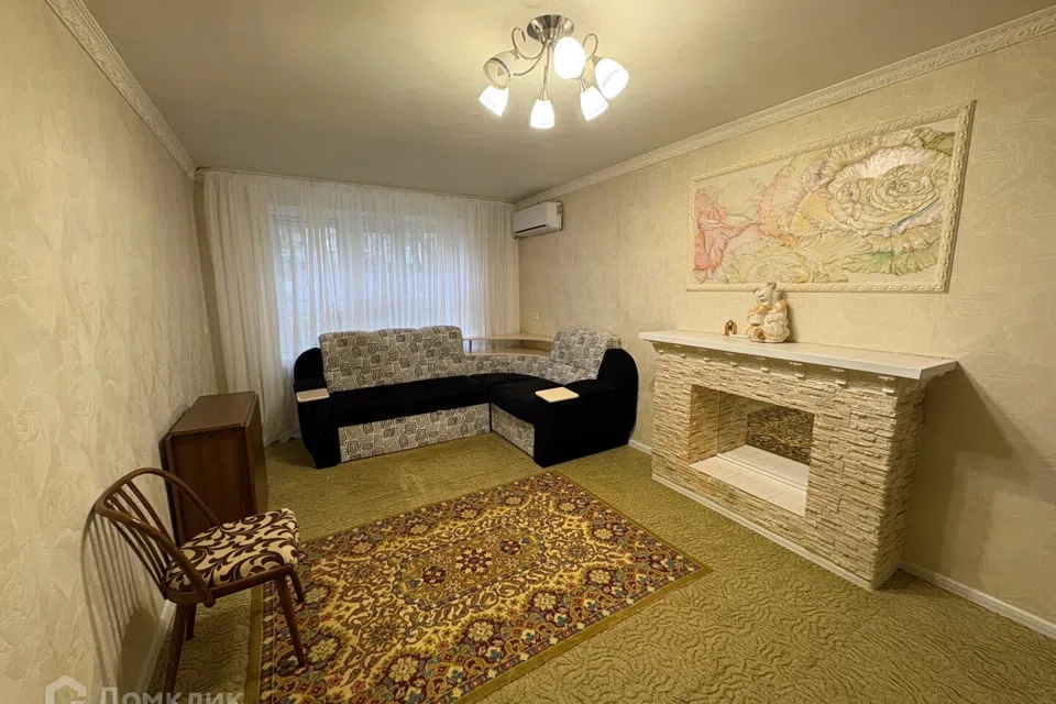 Продаётся 3-комнатная квартира, 54.6 м²