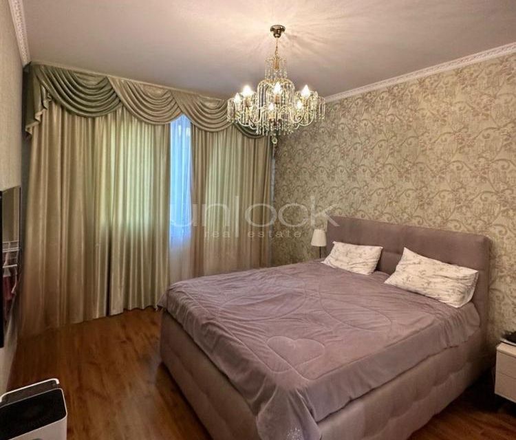 Продаётся 2-комнатная квартира, 76 м²