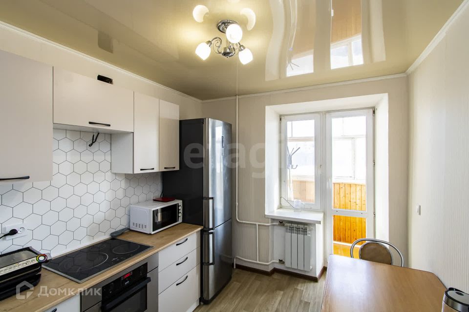 Продаётся 2-комнатная квартира, 49.2 м²