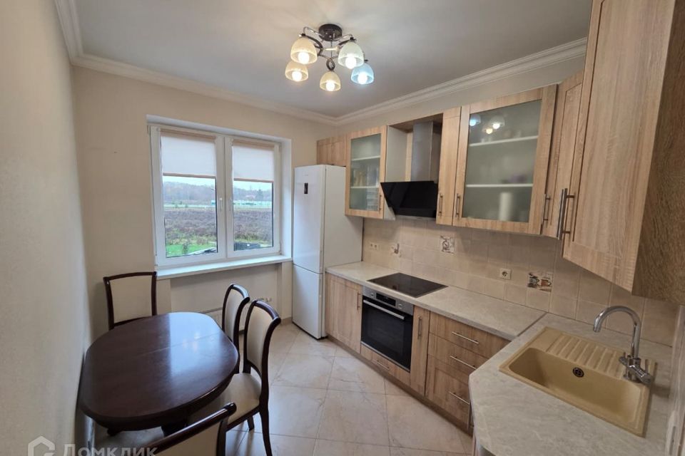 Продаётся 2-комнатная квартира, 55.9 м²